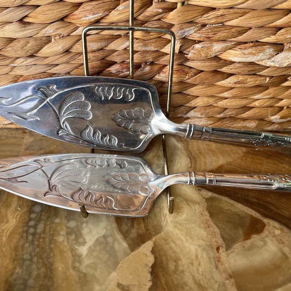 Vintage silver plated, engraved pie server